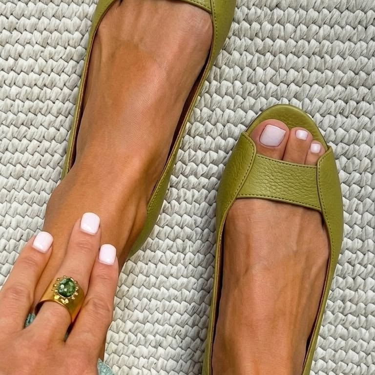 Alina | Goldene Komfortsandalen