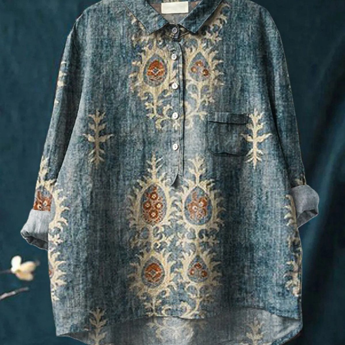 Monika | Lässige Damenbluse mit ethnischem Vintage-Blumenprint
