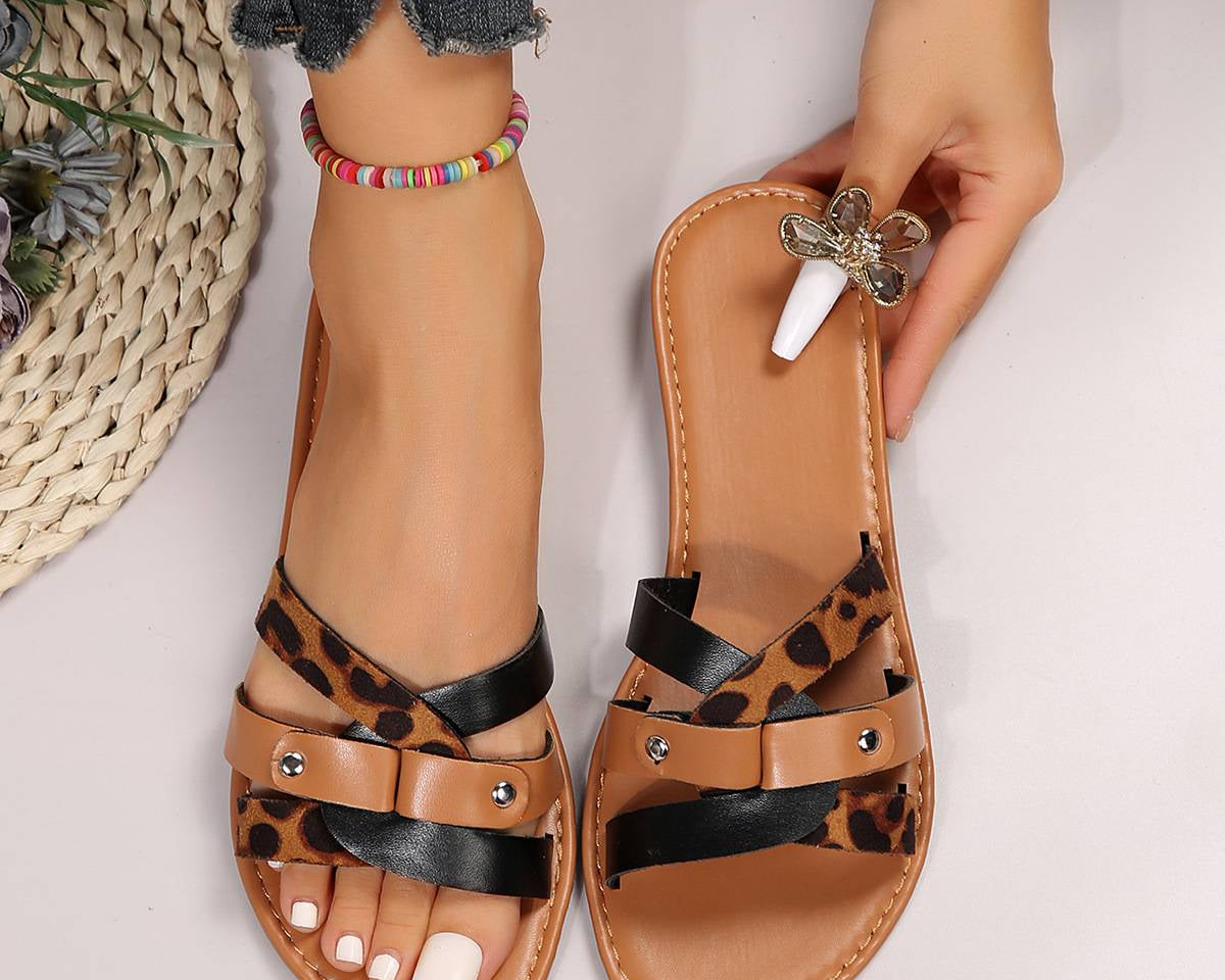Leopard Kreuzriemen Sandalen