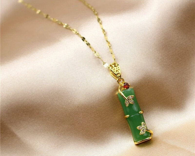 Jade-Amulett-Halskette