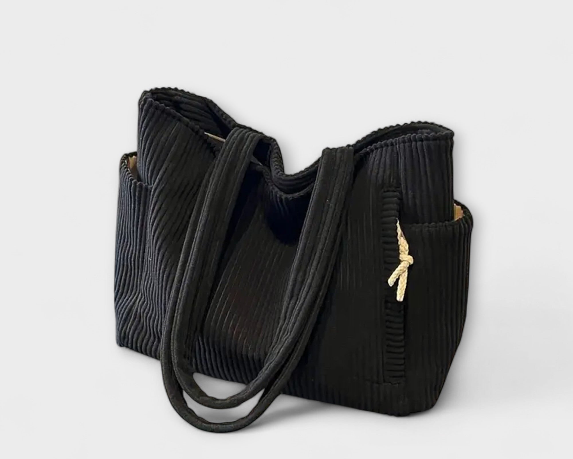 Tilda – Rippstrick-Tragetasche mit Kordelakzent