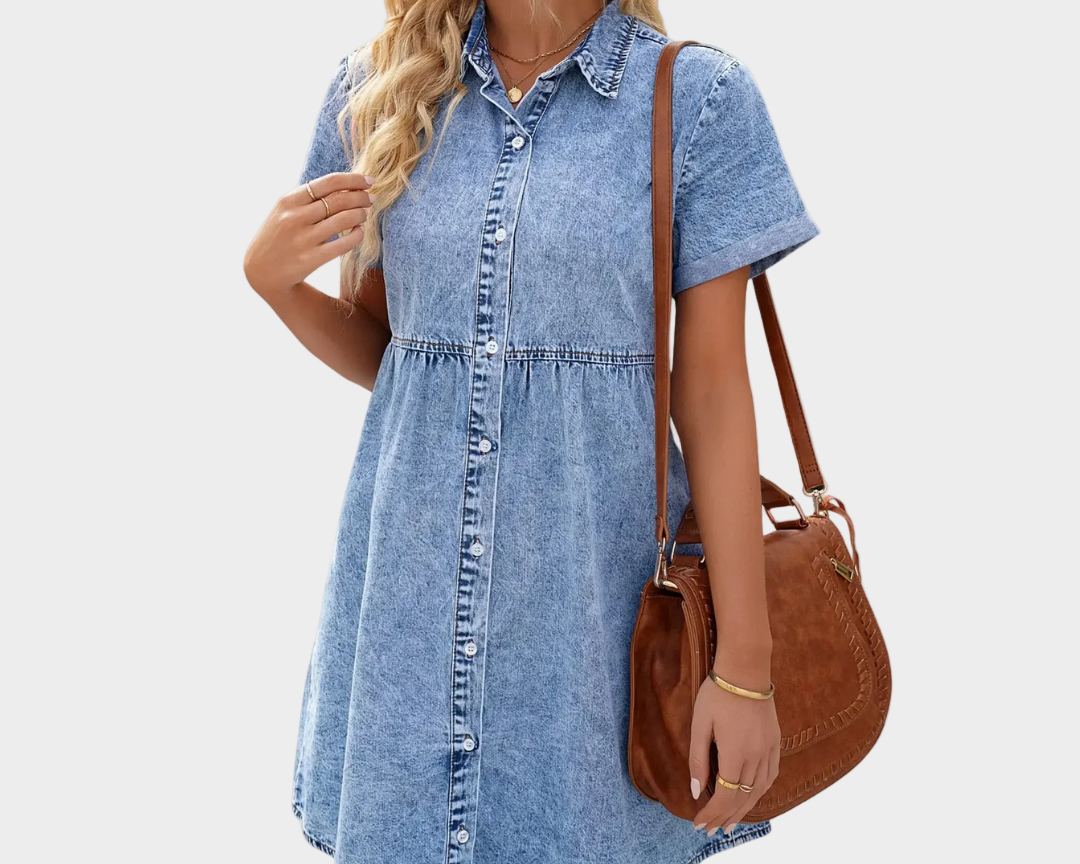 Tägliches Jeanskleid