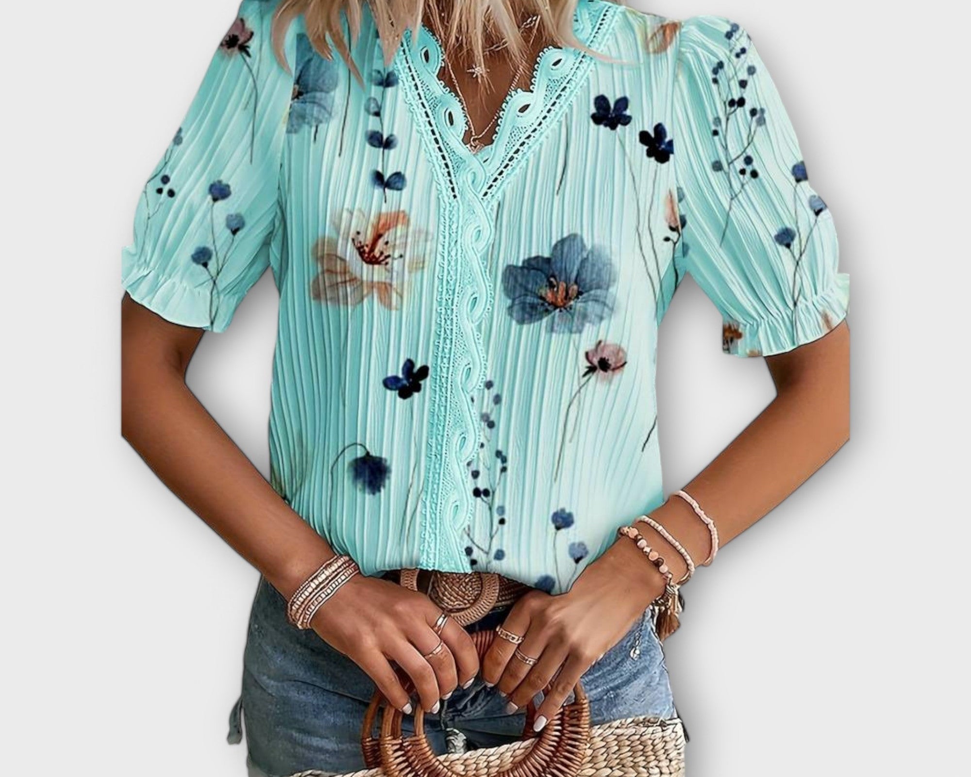 Emily - Modische Bluse mit spitzem Ausschnitt