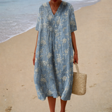Schmeichelhaftes bedrucktes Sommerkleid
