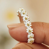 Verstellbarer Ring aus Silber und handbemaltem Emaille mit Gänseblümchen