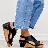Laura | Keilsandalette
