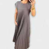 Zairelle – Elegantes Plisseekleid