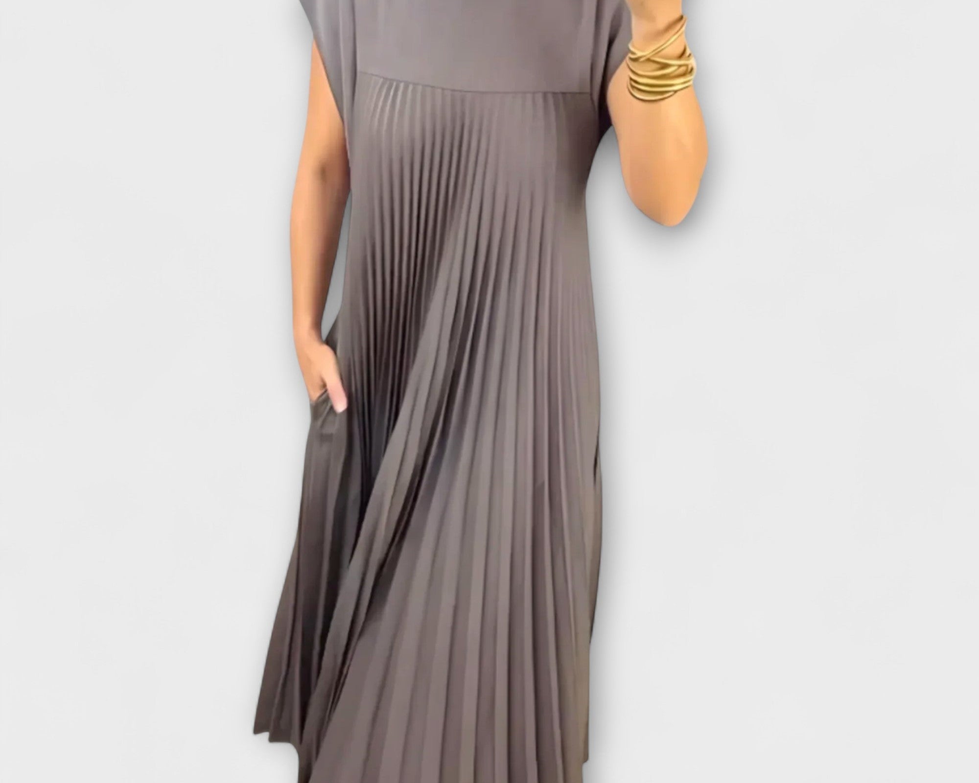 Zairelle – Elegantes Plisseekleid