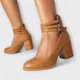 Alira – Pumps mit Knöchelriemen Design