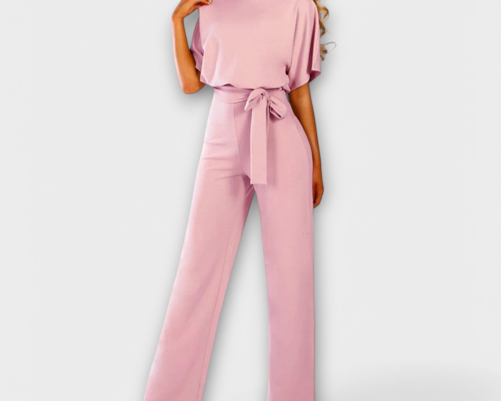 Stilvoller und einfacher Jumpsuit