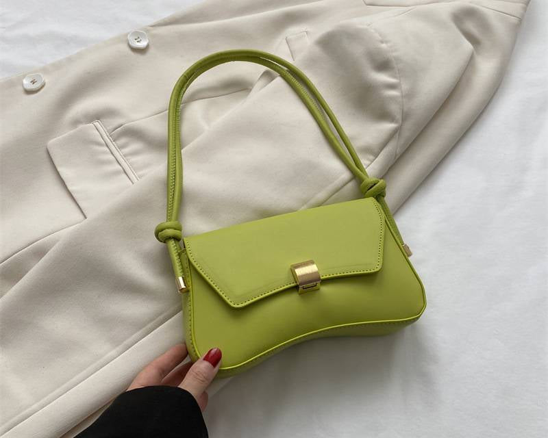 Emilia- Vintage-Klappentasche
