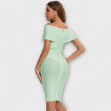 Elegantes Kleid mit V-Ausschnitt