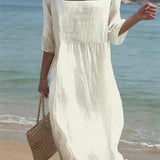 Weisses besticktes Kleid mit leichter Passform