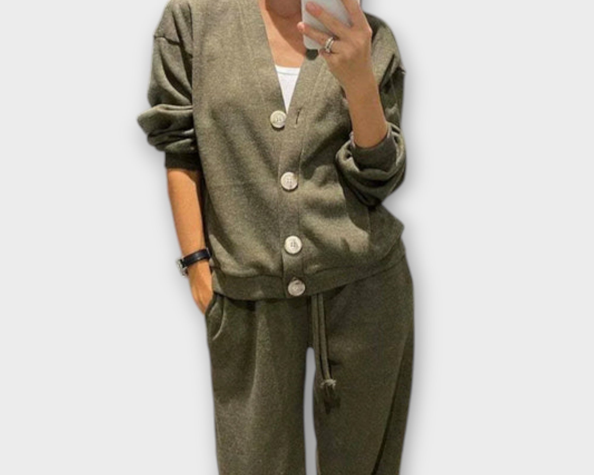 Chantal – Cardigan & Hosen Set