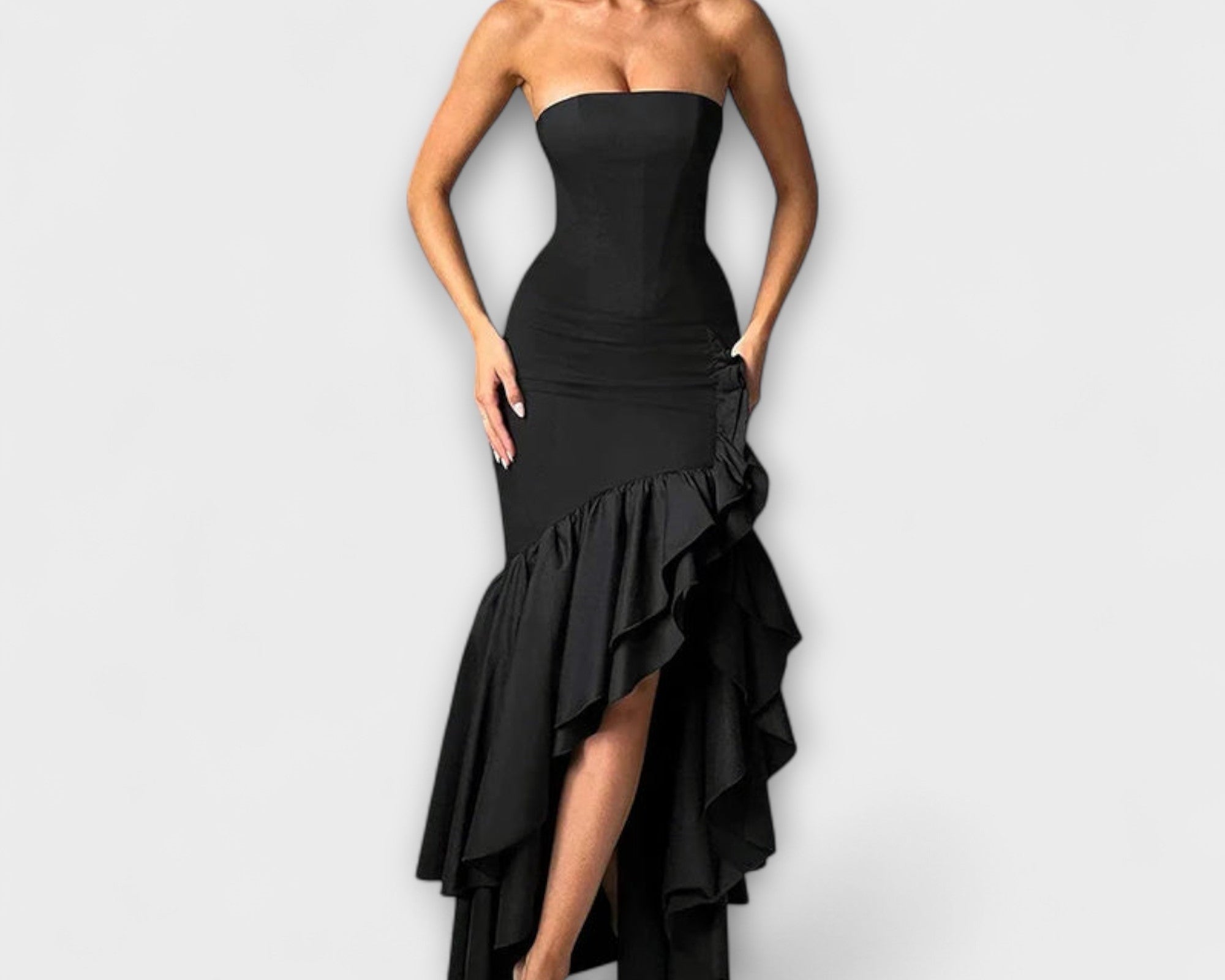 Zuri - Off-Shoulder Slim Fit Maxikleid mit asymmetrischem Saum